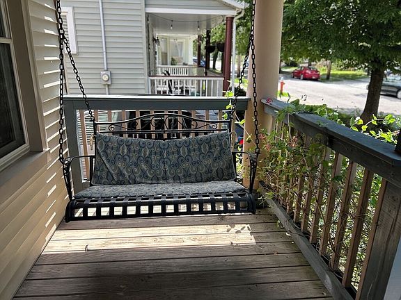4th image of 1297 W 76th St