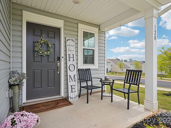 4th image of 120 Parson Ln