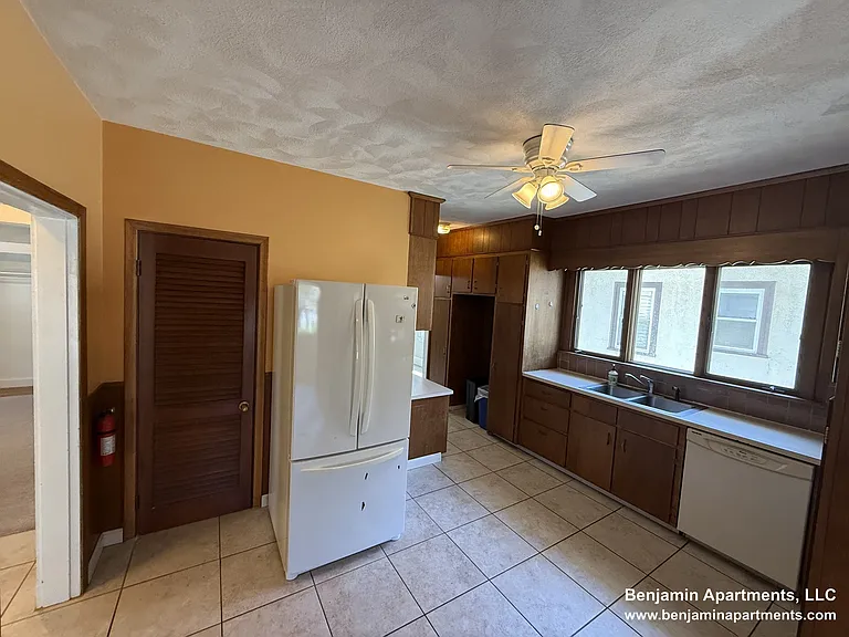 Benton Rd — Photo 10