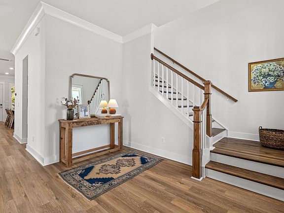 5th image of 2810 Pinelog Ln