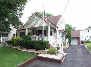 63 Coldevin Rd, Clark, NJ 07066