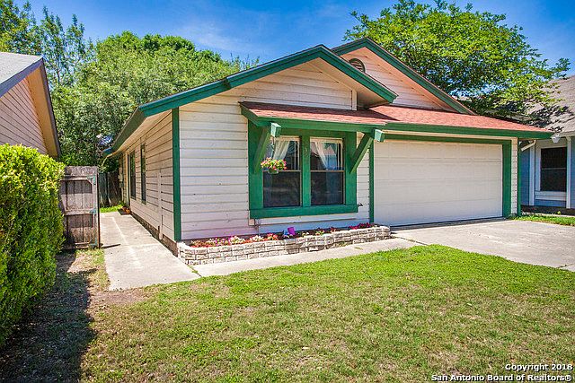 1st image of 3921 Heritage Hill Dr
