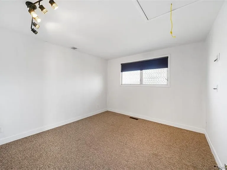 127 Highland Ave #1 — Photo 11