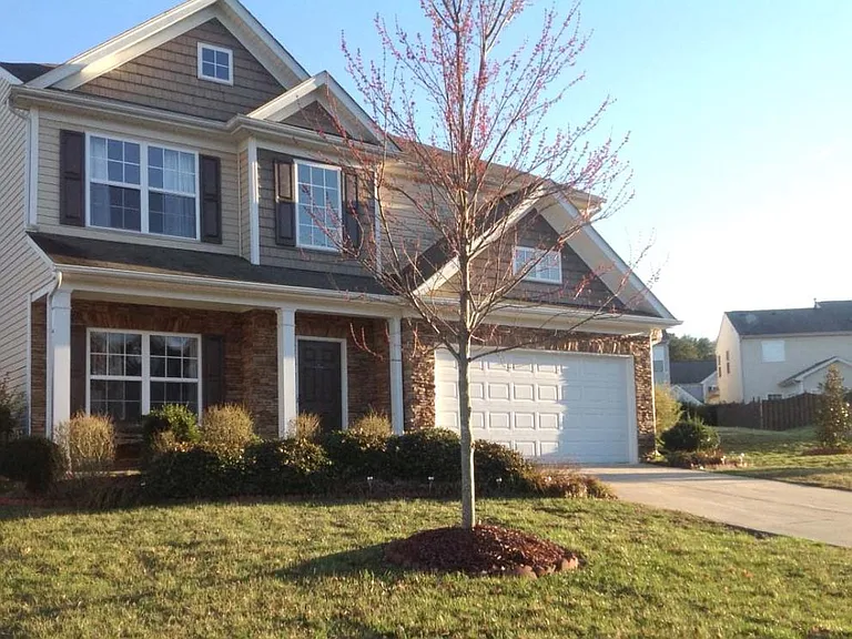 8430 Magnolia Springs Dr — Photo 1