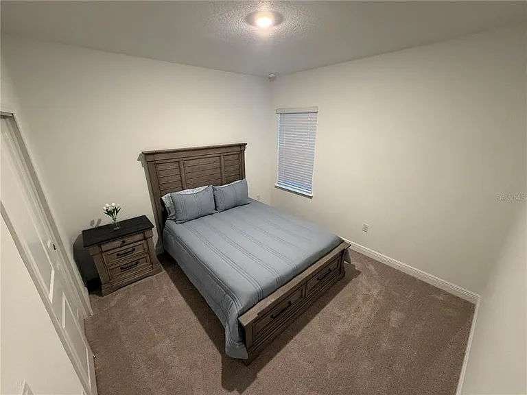 2189 Sunshine Peak Dr — Photo 24
