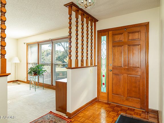 4th image of 773 Whippoorwill Cir