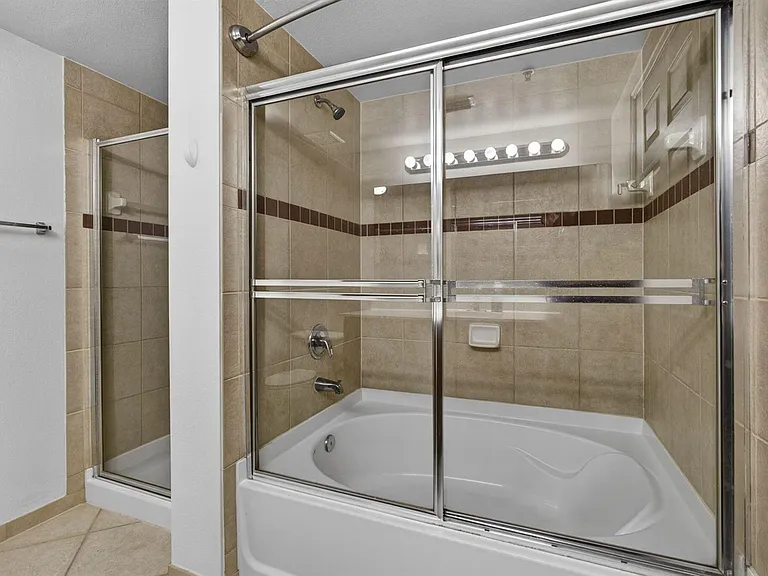 6510 Emerald Dunes Dr #308 — Photo 25