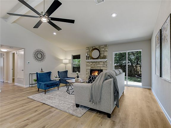 4th image of 4400 Sarasota Dr