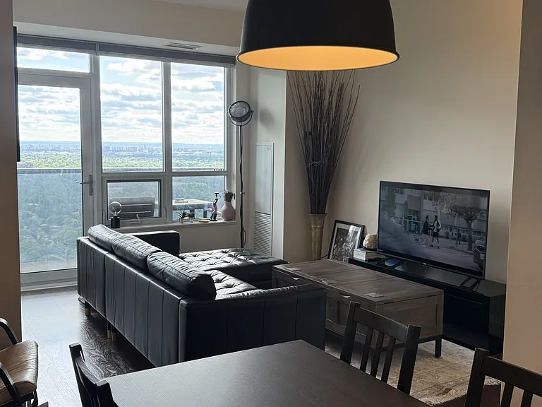 5 Sheppard Ave E #3918 — Photo 4