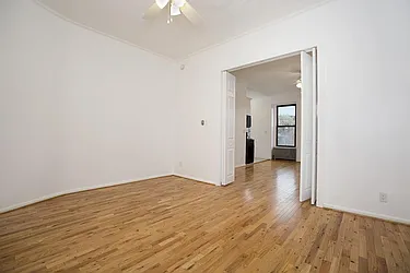 Rented by Space Marketing Shop