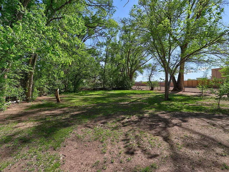 2302 Campbell Rd NW — Photo 21