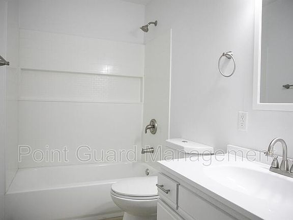 4th image of 7110-7122 Jones Cir #7114-8