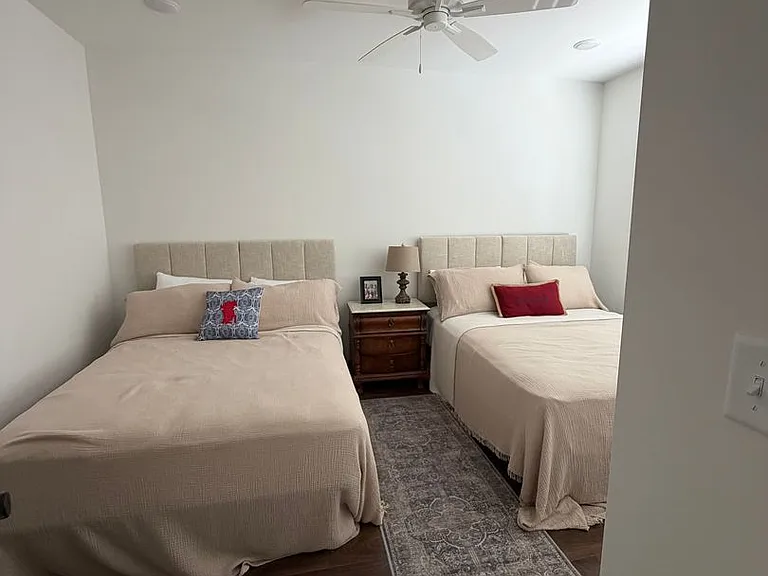 577 Meadow Crest Cir — Photo 10