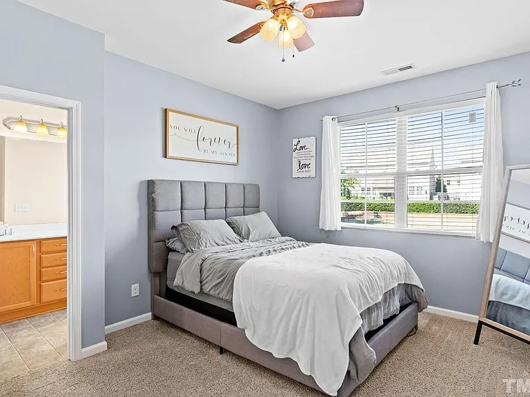 2438 Baslow Dr — Photo 20