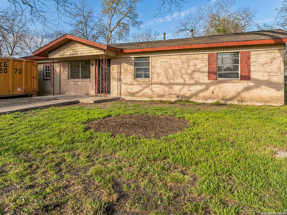 1st image of 2310 WOODLAND DR