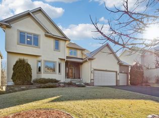 6174 Linda Ln, Lino Lakes, MN 55014