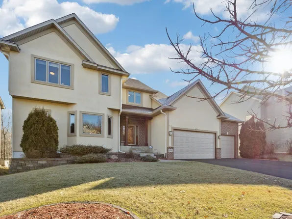 6174 Linda Ln, Lino Lakes, MN 55014