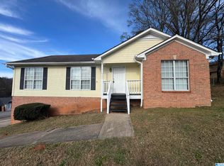 1873 Pebble Lake Dr, Birmingham, AL 35235