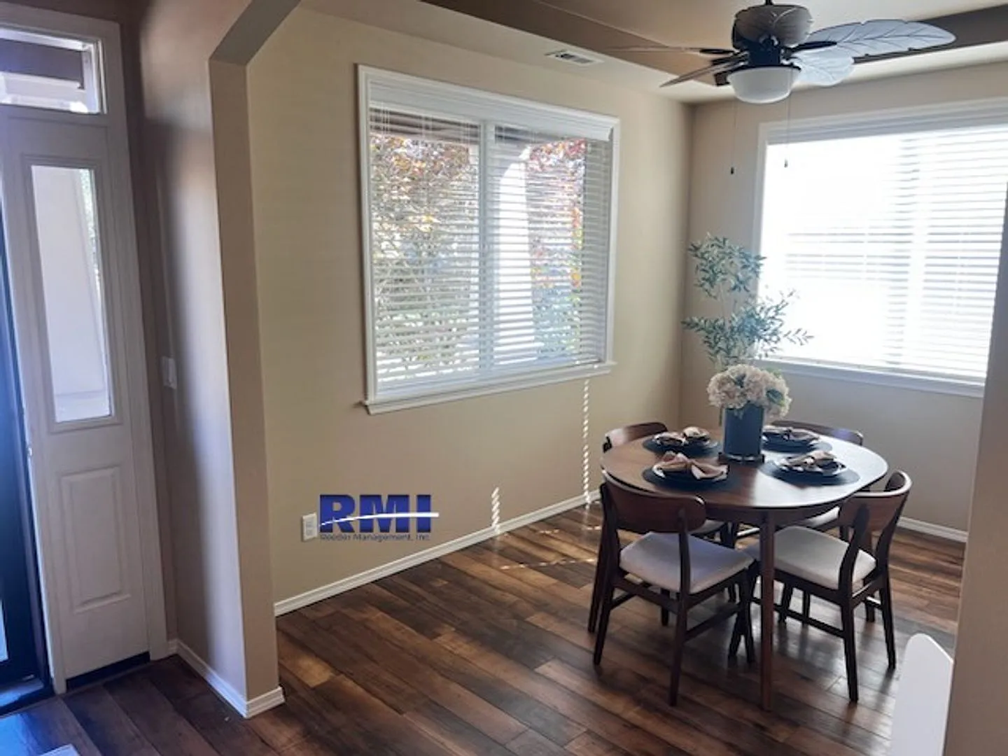 N Gig Harbor home in "The Ridge" — Photo 4