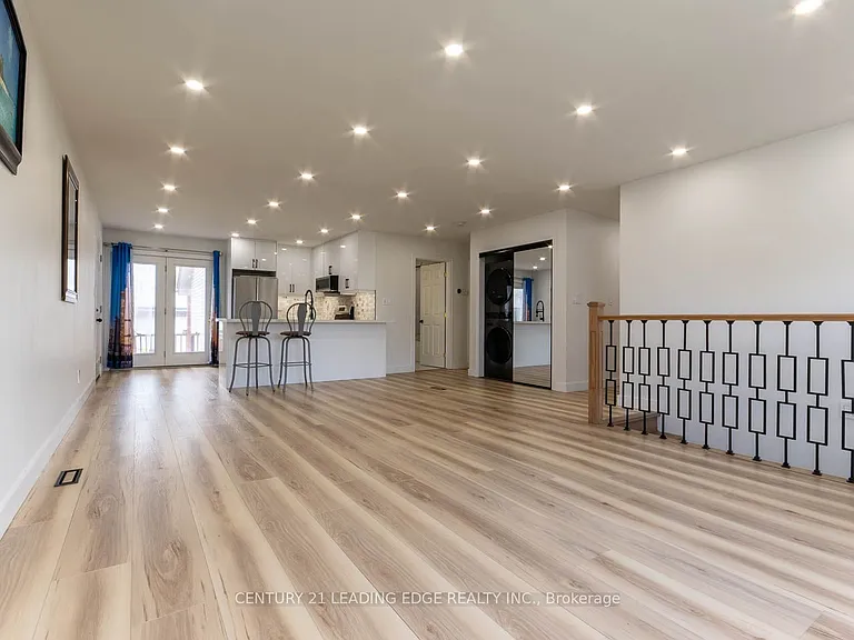 61 Wilkins St #A — Photo 10