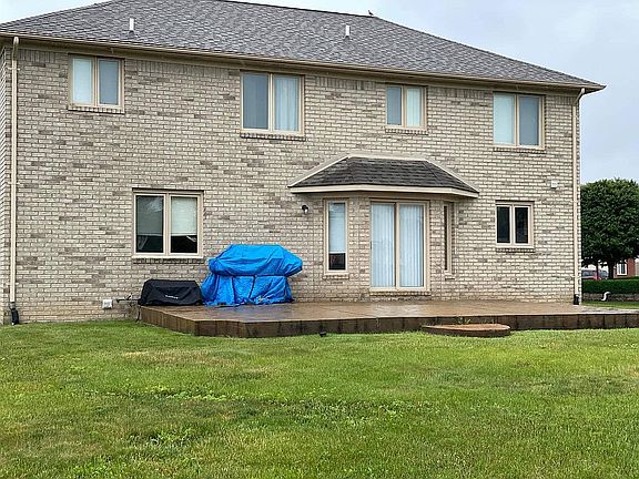 4th image of 21621 Clifford Dr