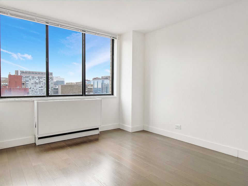 1st image of 200 E 33rd St APT 21C