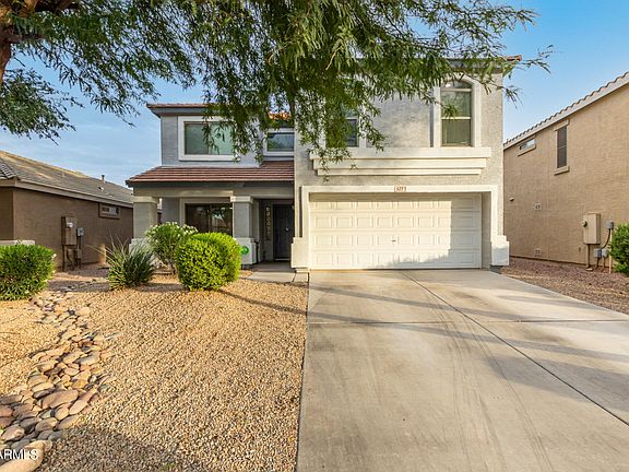2nd image of 527 E Melanie St