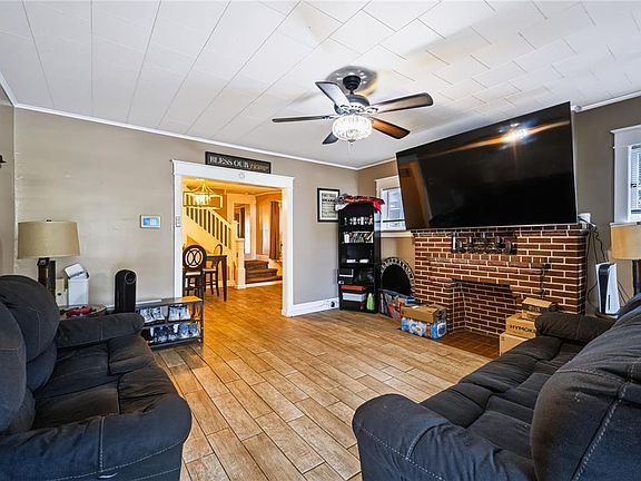 5th image of 1034 N 18th St