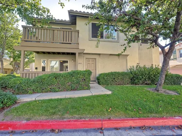 2915 Rancho Posta, Carlsbad, CA 92009