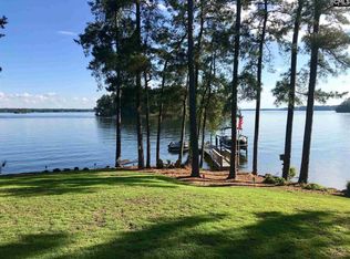 861 Island Point Ln, Chapin, SC 29036