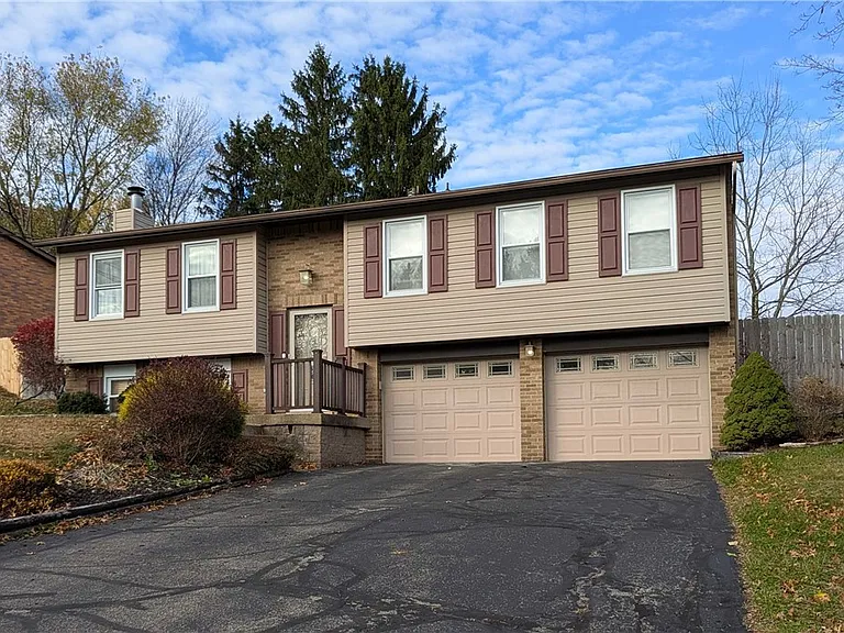 104 Teton Dr — Photo 1