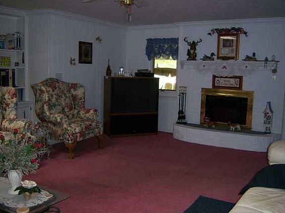 4th image of 457 Larkwood Dr