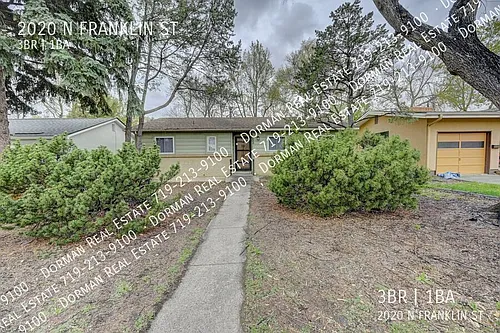 2020 N Franklin St Photo 1