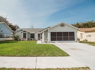 8117 Roxboro Dr, Hudson, FL 34667