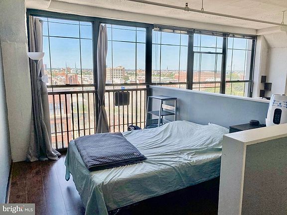 4th image of 314 N 12th St APT 901
