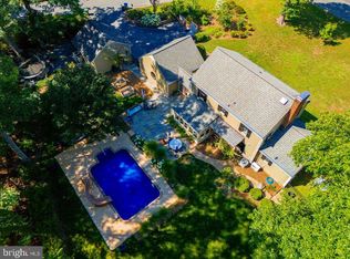 208 Lake Shore Dr, Fredericksburg, VA 22405