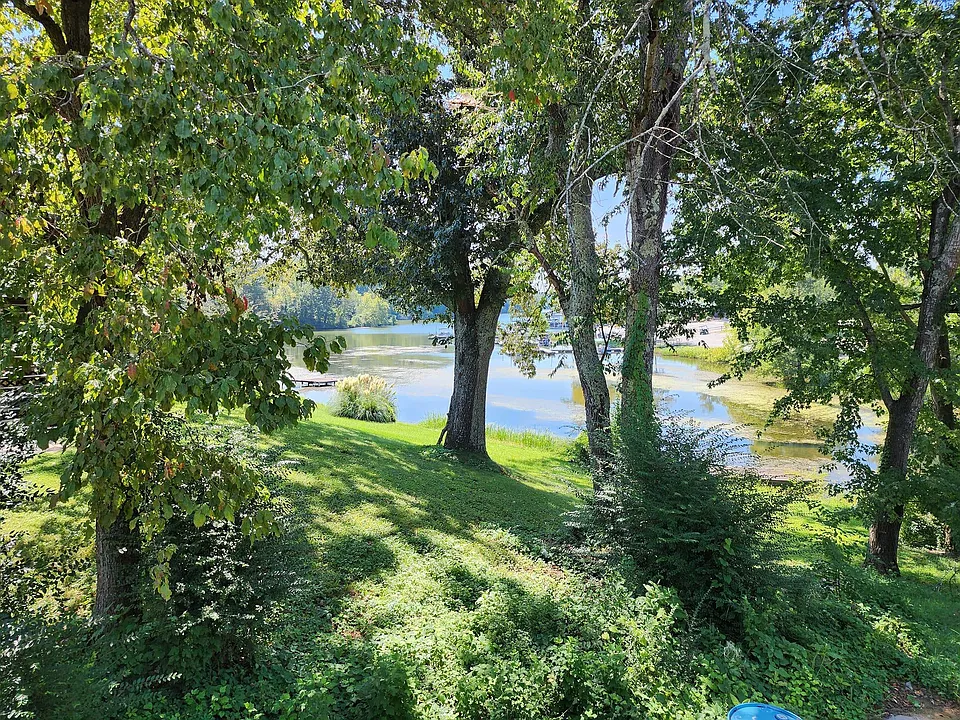 1212 Shaver Loop Rd #4