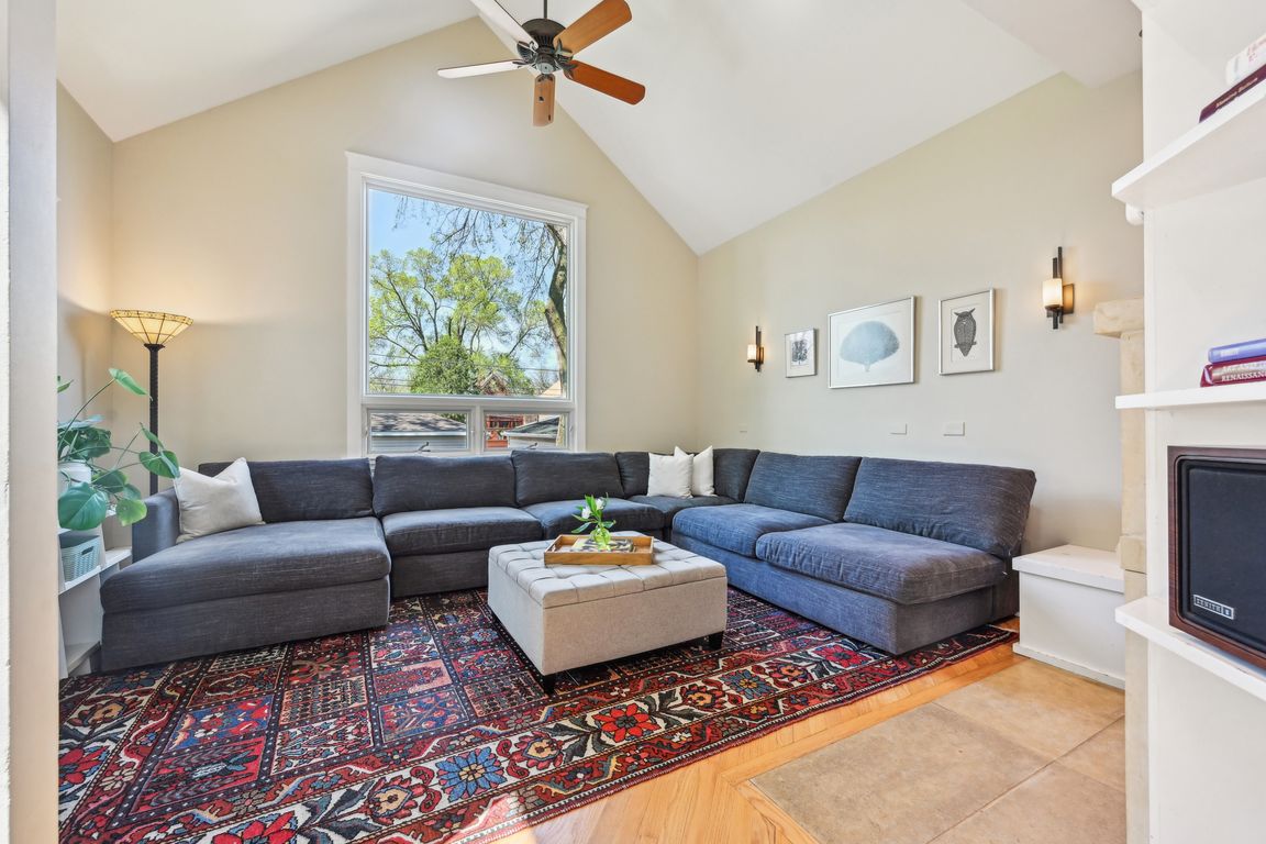 Franklin Ave-2504-011.jpg