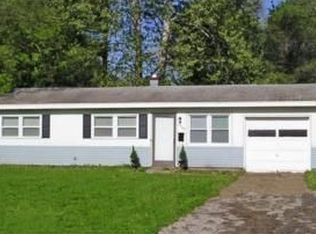 2728 S 52nd Ct, Kansas City, KS 66106