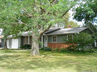 511 Columbus Ave, Galesburg, IL 61401