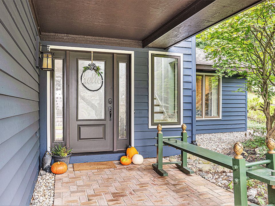 6884 Bridgewater Dr SE, Grand Rapids, MI 49546 Zillow