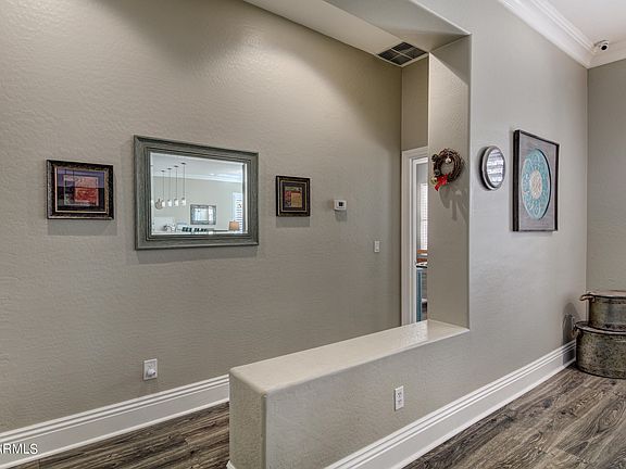 4th image of 1847 E Carob Dr
