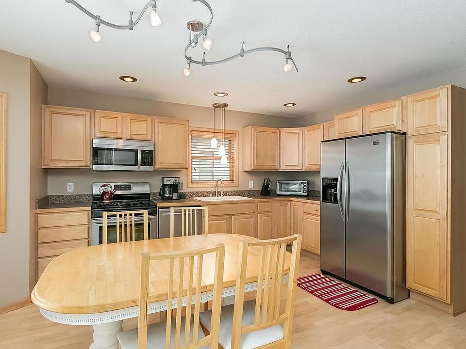 1st image of 1009 Stryker Ave