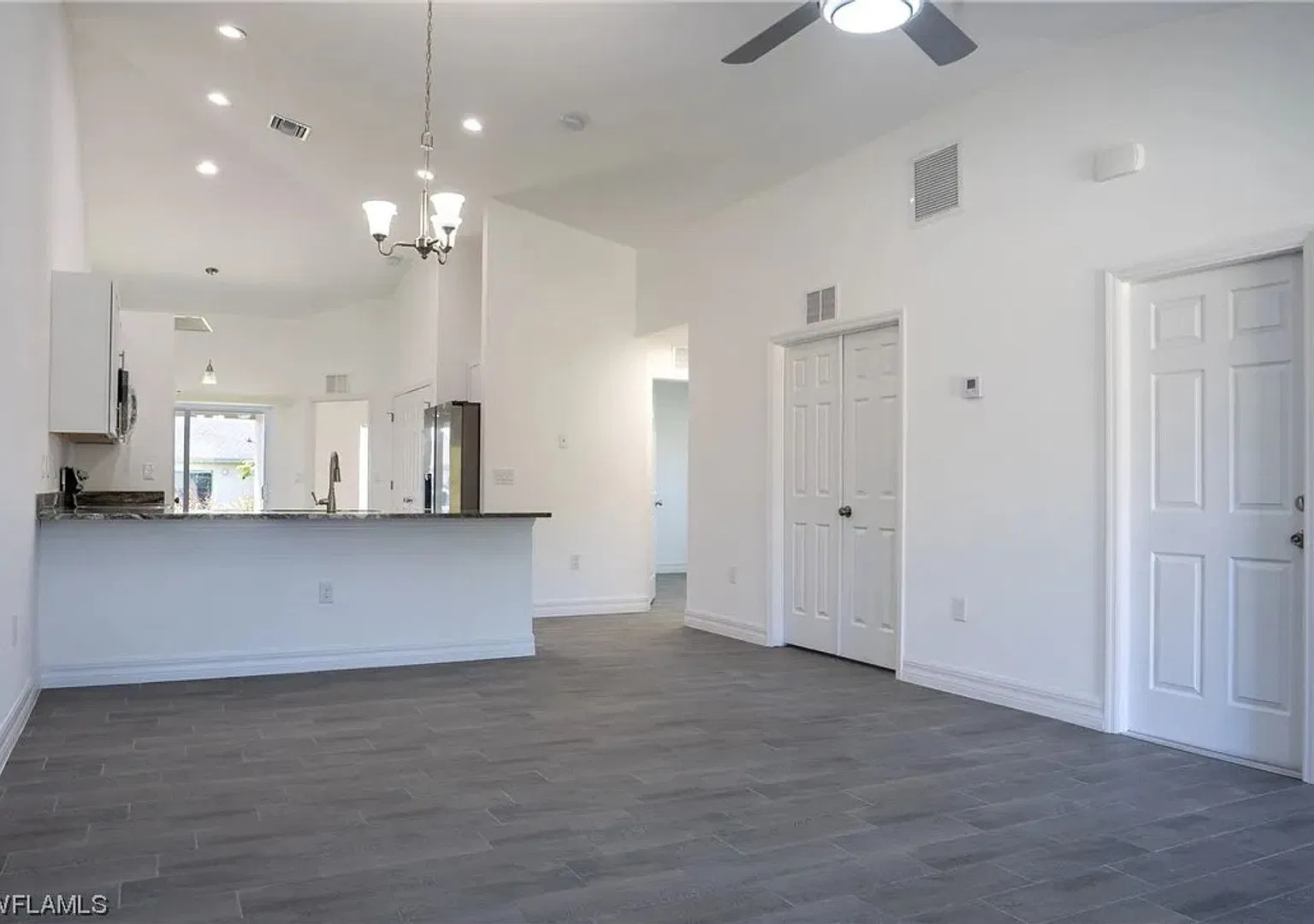 Newer Construction Duplex in Lehigh Acres 2 Bed / 2 Bath with Attached Garage — Photo 2