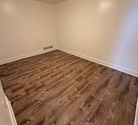 4th image of 108 S 2nd Ave #2C