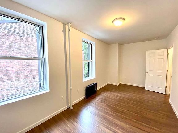 4th image of 1085 2nd Ave #4