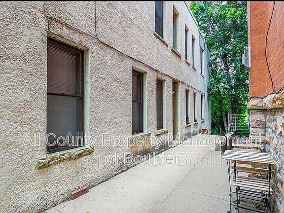 5th image of 2408 8th St APT 2