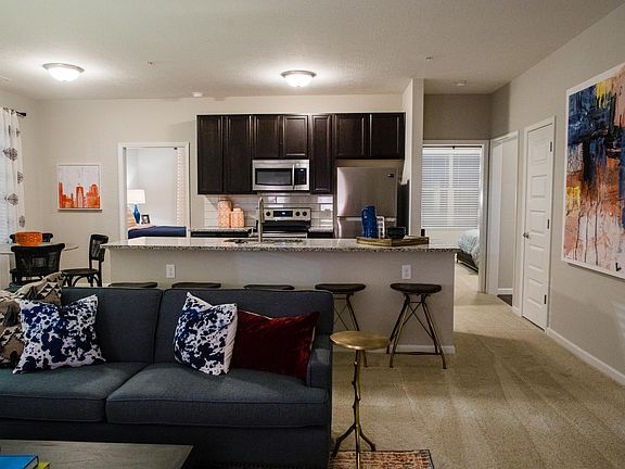 4th image of 5212 Liam Dr #304