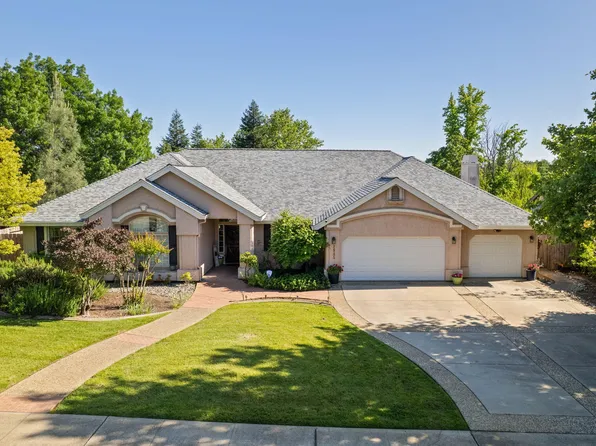 2945 Forest Hills Dr, Redding, CA 96002