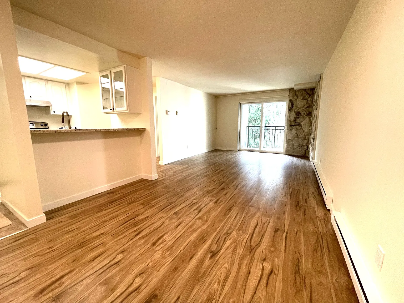 1 bed, 680 sqft, $1,995 — Photo 3